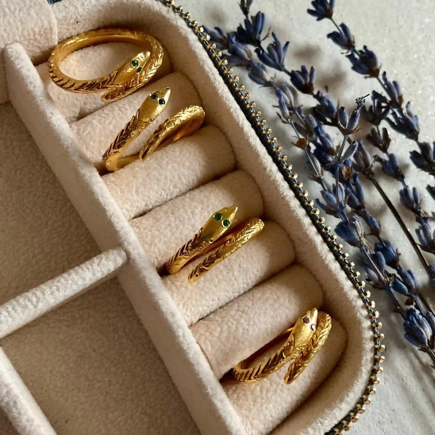 18k Gold Snake Ring
