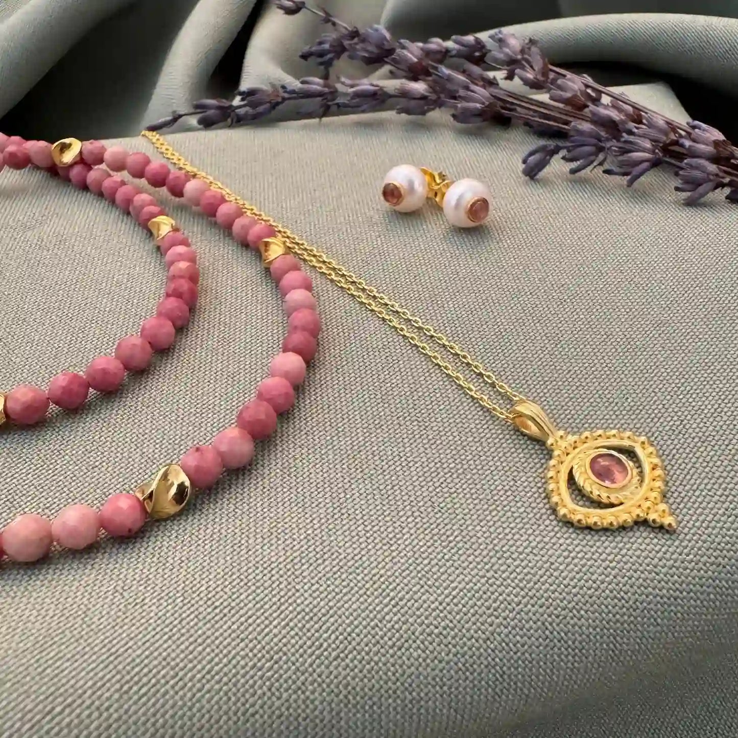 Rhodonite Beaded Minoan Necklace